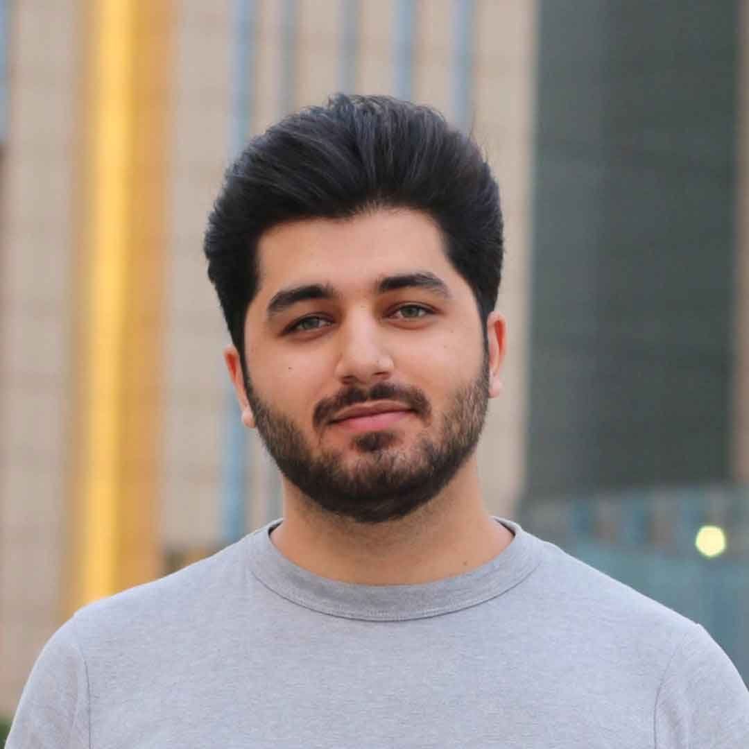 آرمان نادری